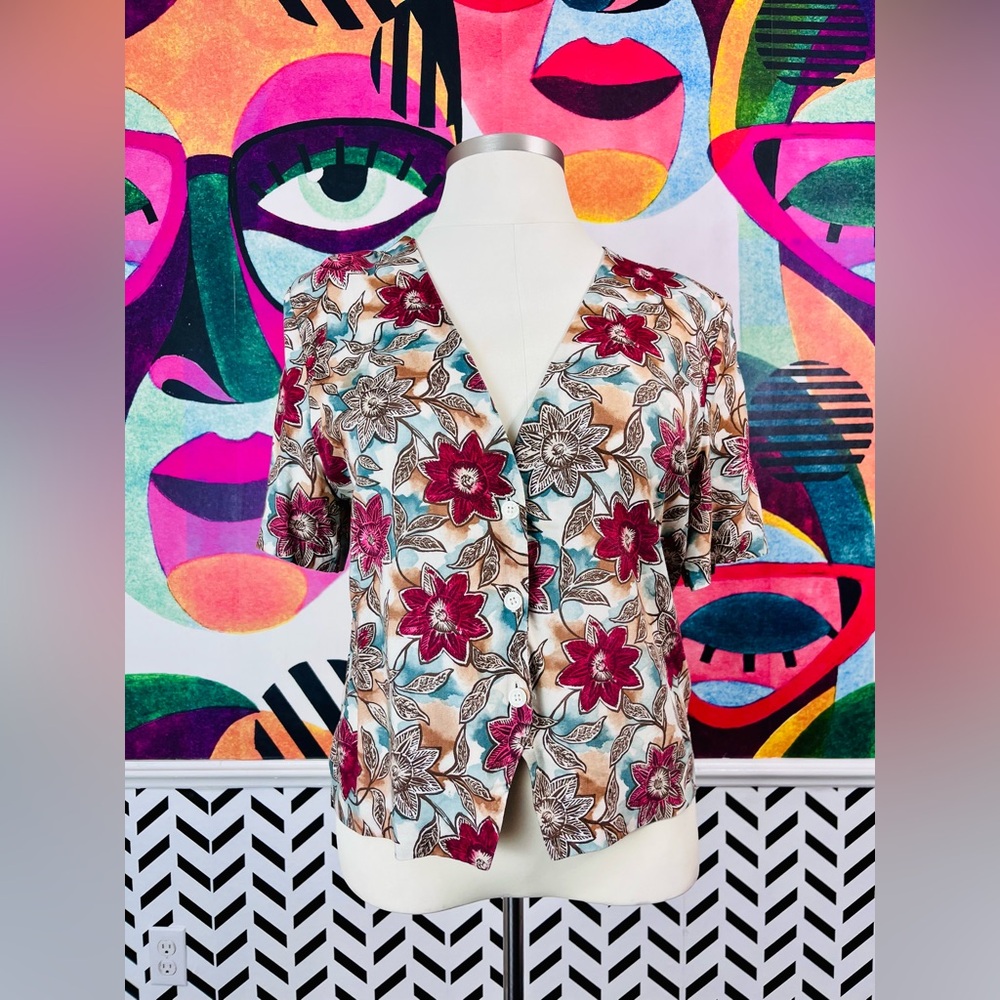 VTG 1990s Floral Print V-Neck Top